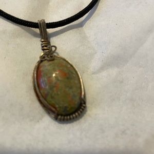 Vint. Necklace Handmade Wire Wrapped Around Stone